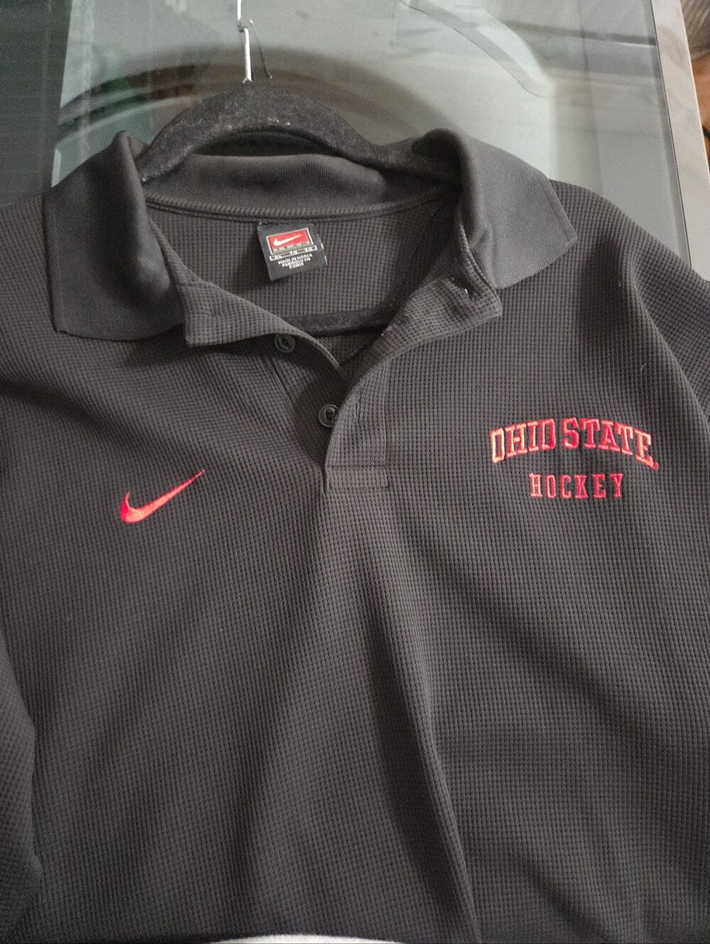 Nike DRI-FIT Men’s Black Polo with Red Ohio State Hockey Accents. XL - Picture 4 of 7